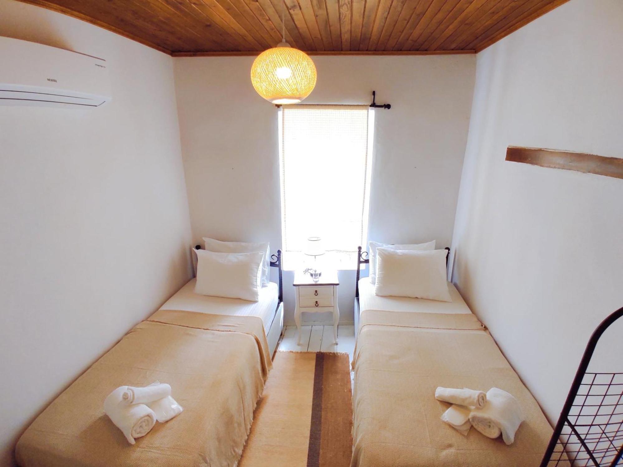 Kidoni Macaron Guesthouse Ayvalı المظهر الخارجي الصورة